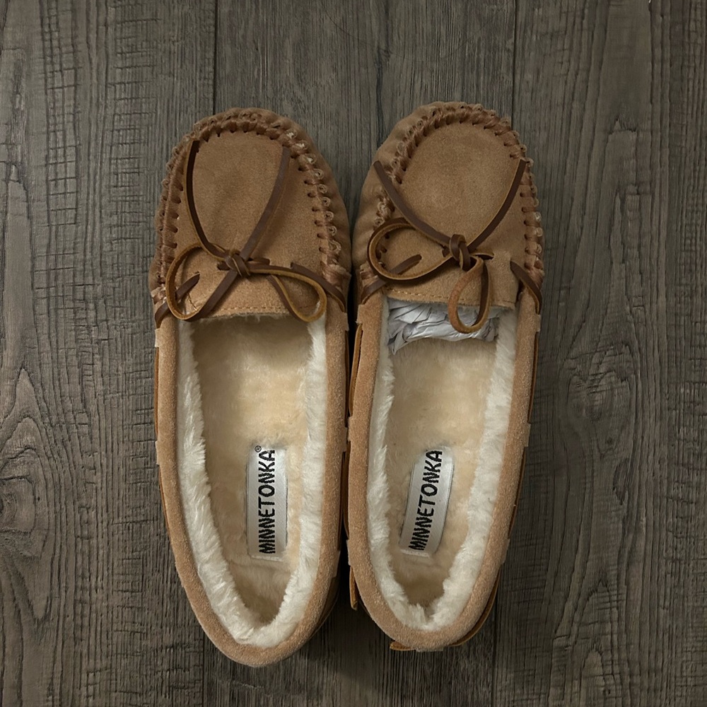 Minnetonka Brown Suede Women's Moccasins